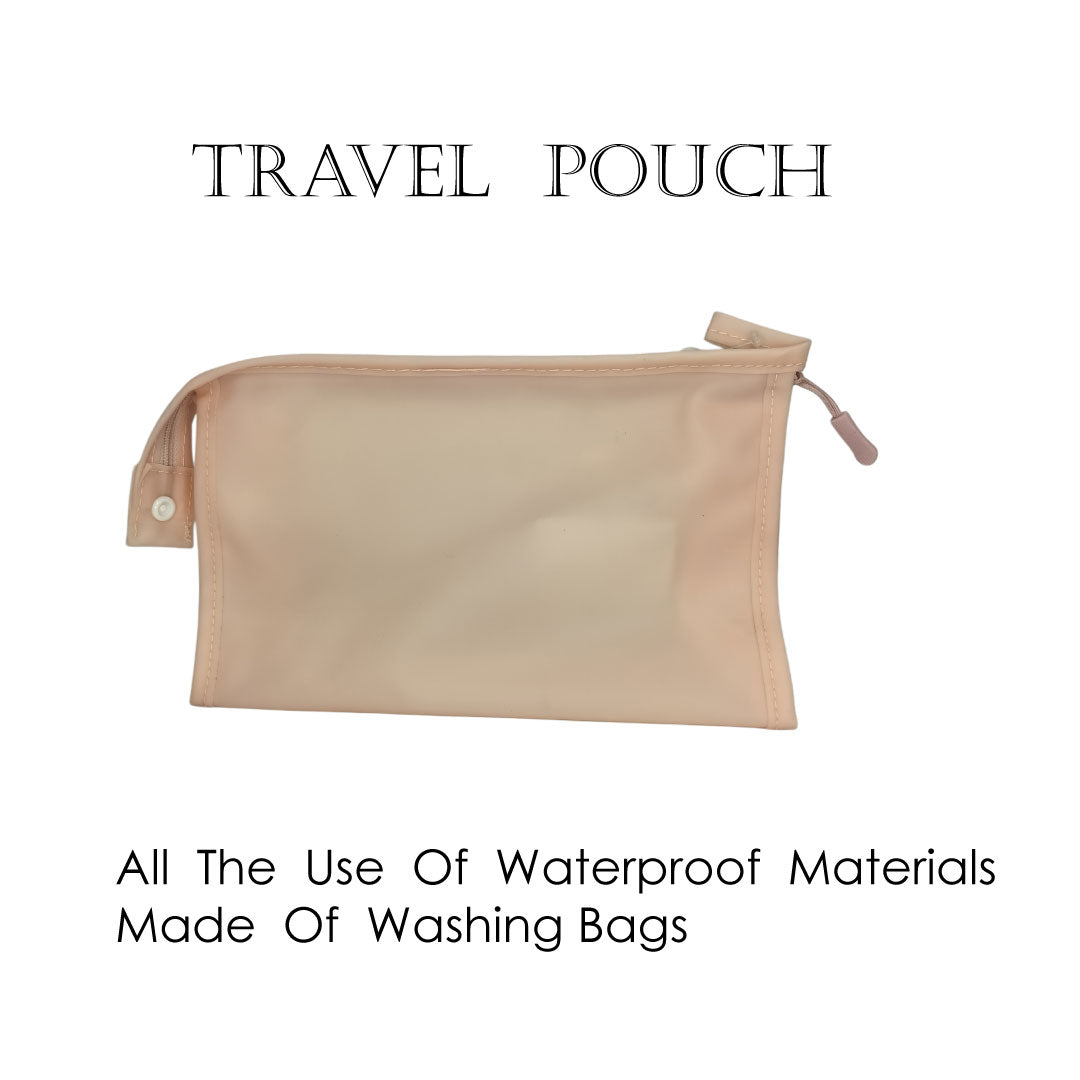 TRAVEL POUCH