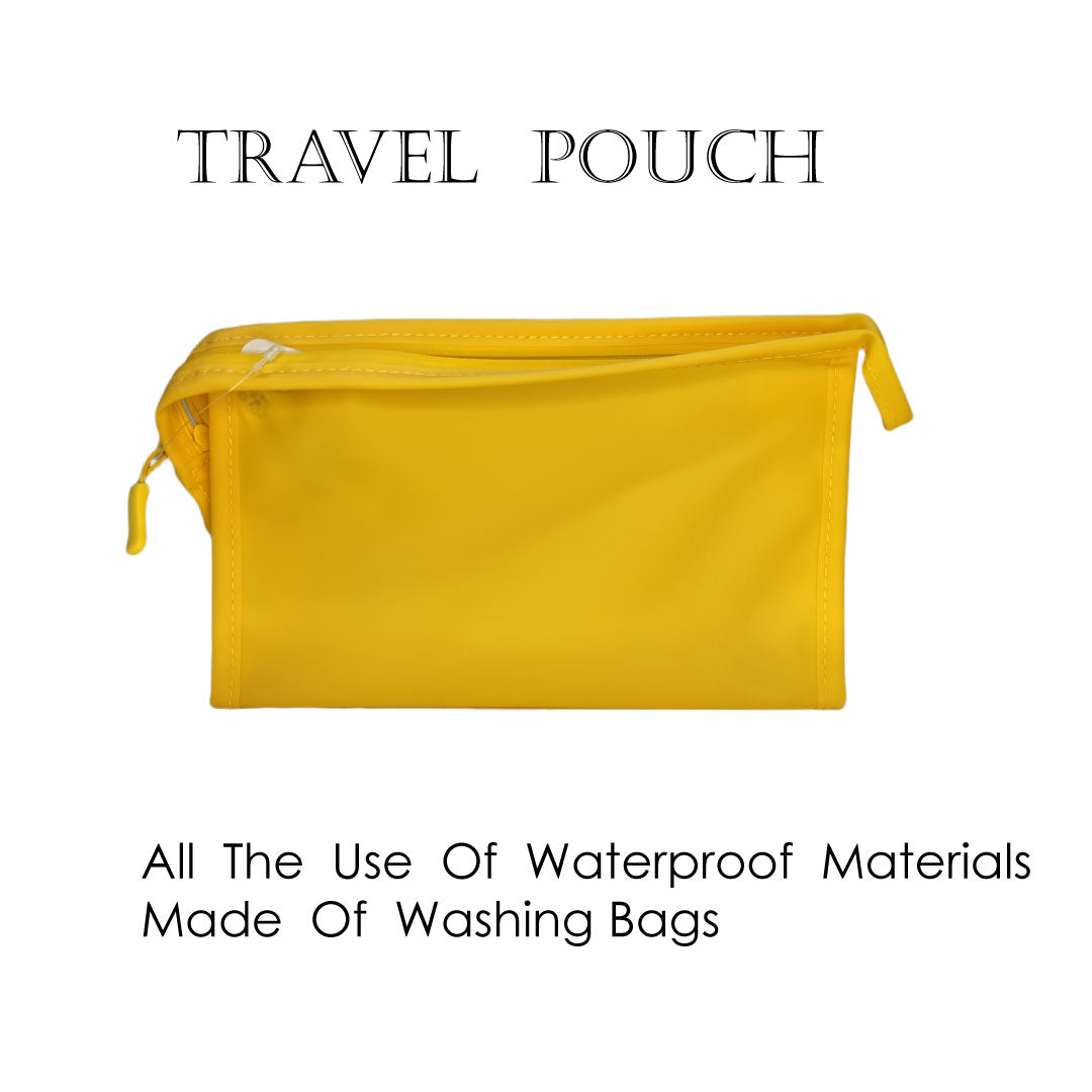 TRAVEL POUCH
